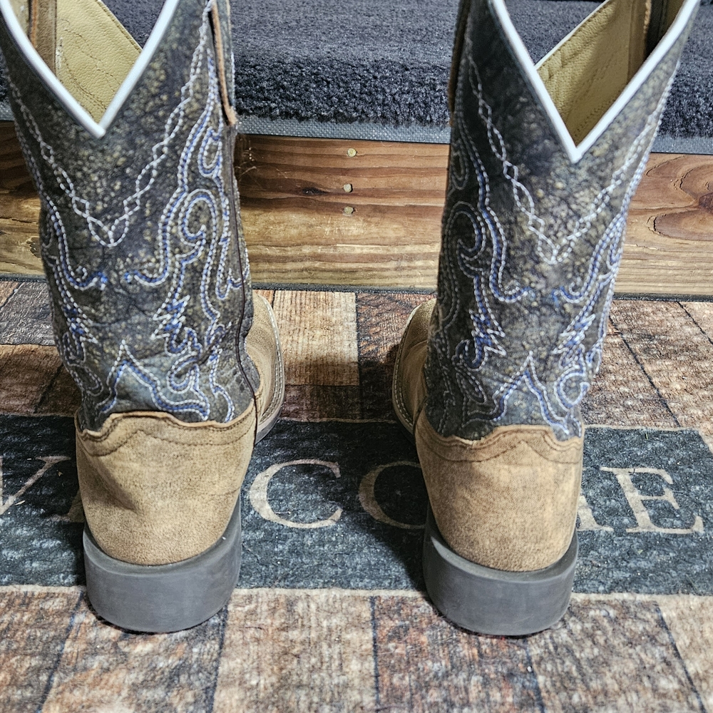 Kids Brown and Blue Western Boots with Intricate Stitching ****Like New****